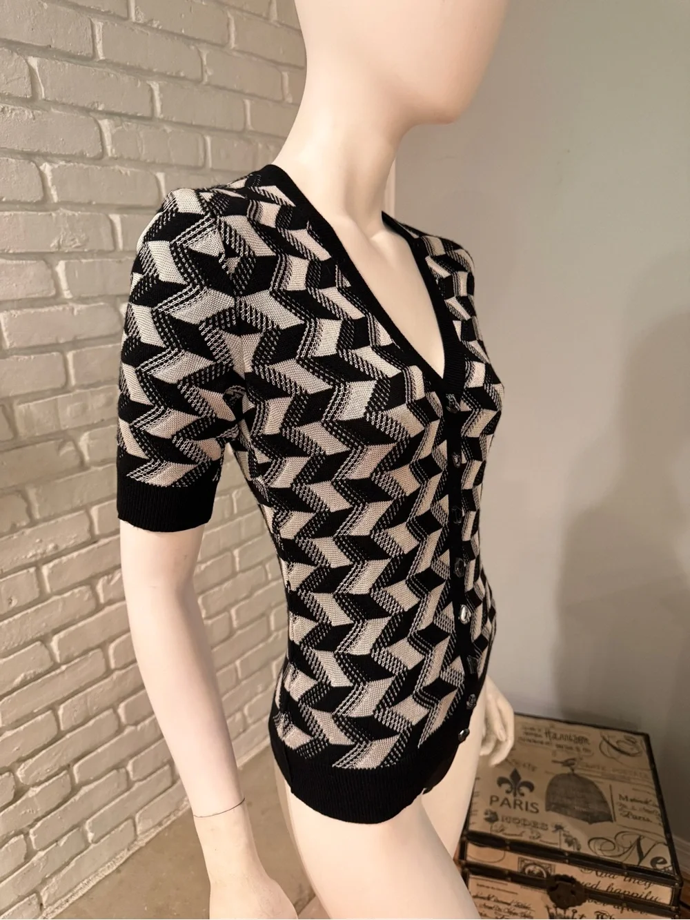 Missoni Black & Cream Chevron Knit Button Front Cardigan Top IT 42 / US 6